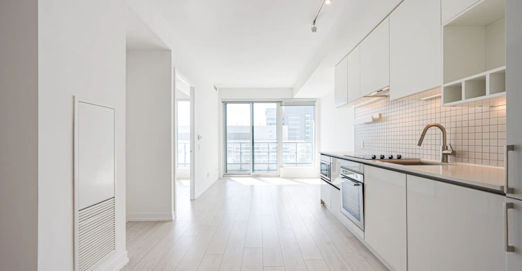1506-5 Buttermill Avenue, Vaughan, ON, L4K 0J5 - 7