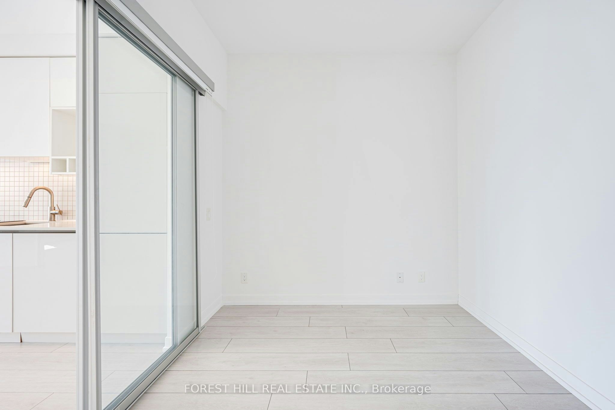 1506-5 Buttermill Avenue, Vaughan, ON, L4K 0J5 - 11