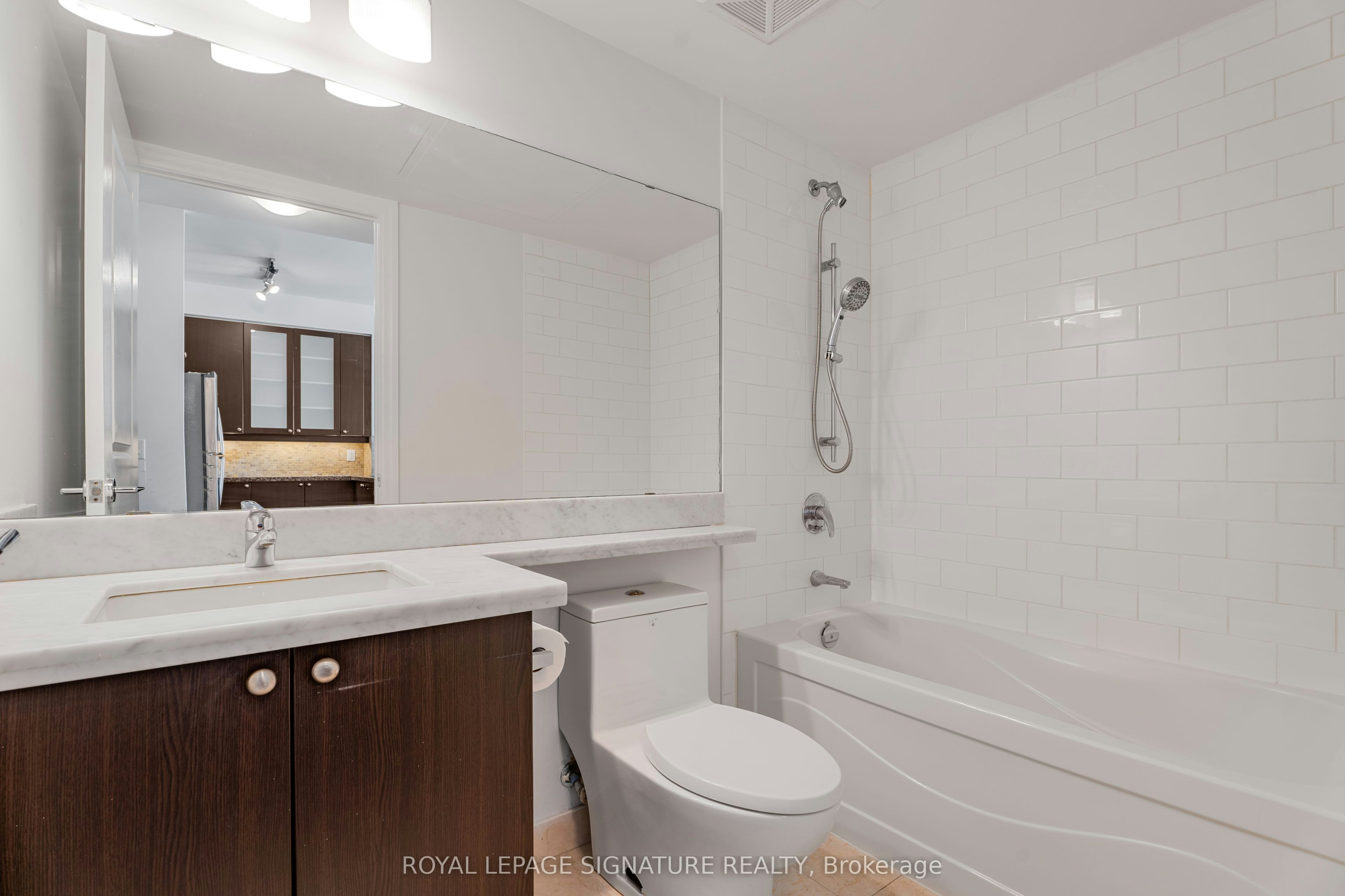 408-39 Upper Duke Crescent, Markham, ON, L6G 0B8 - 18