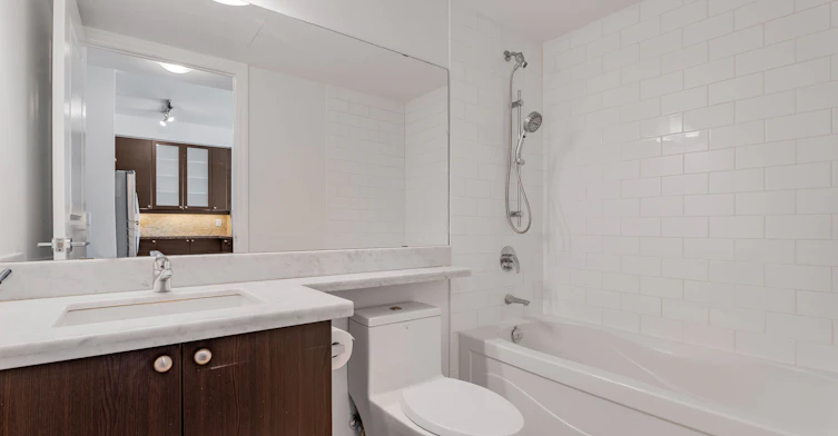 408-39 Upper Duke Crescent, Markham, ON, L6G 0B8 - 18