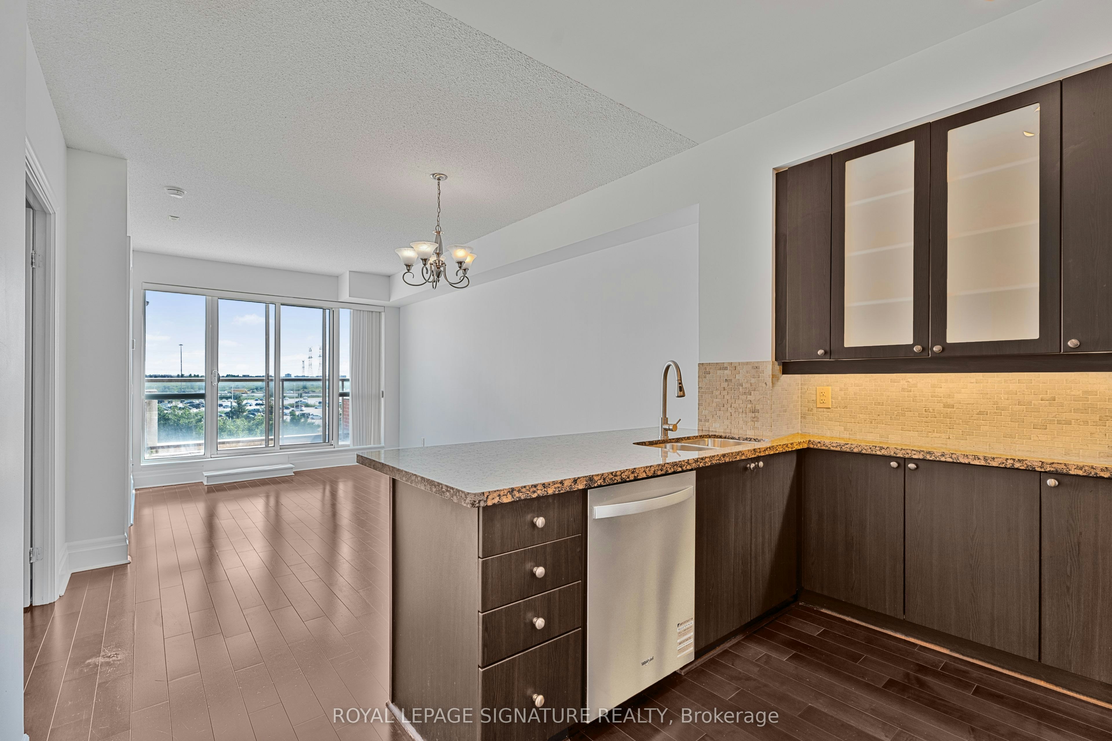 408-39 Upper Duke Crescent, Markham, ON, L6G 0B8 - 8