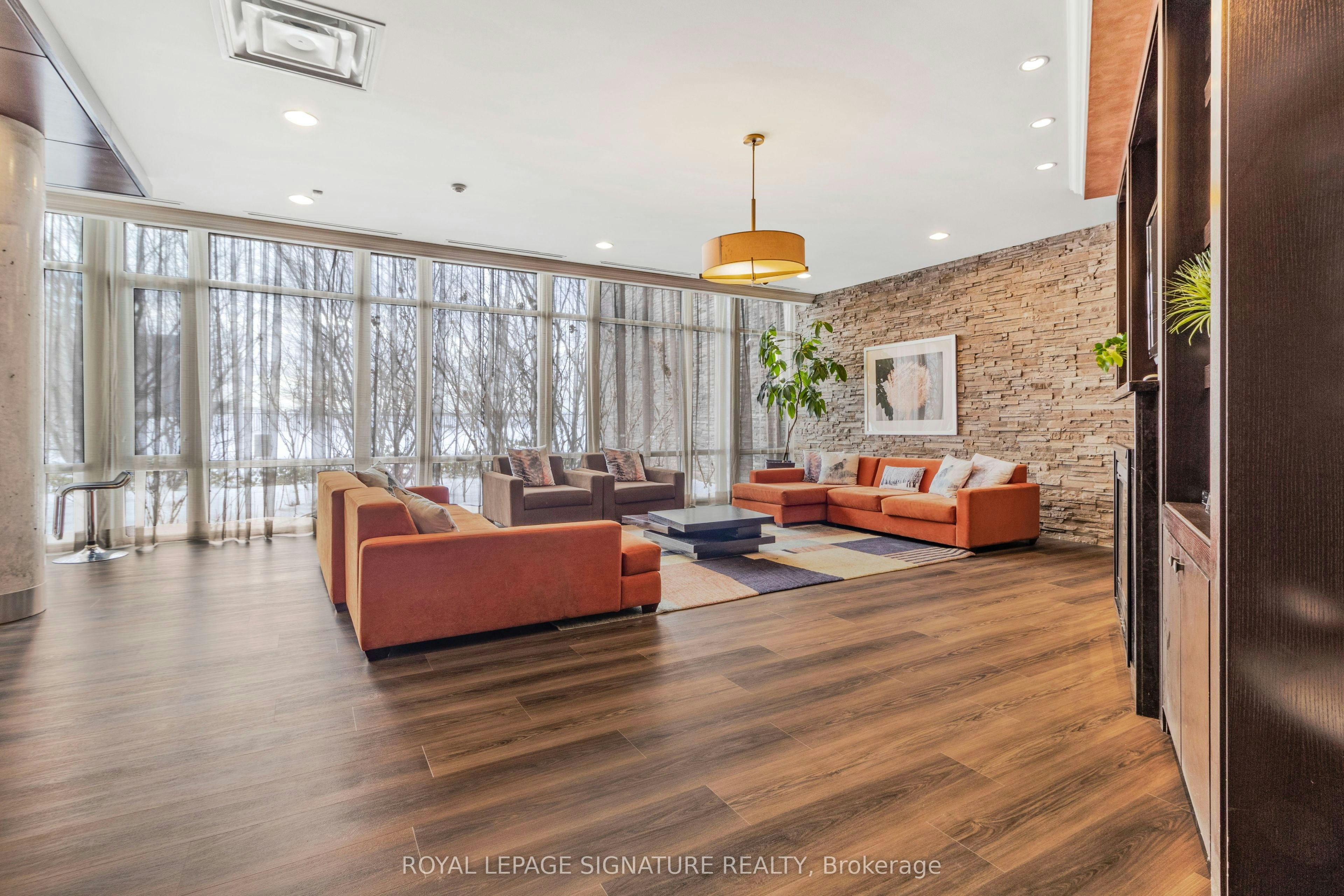 408-39 Upper Duke Crescent, Markham, ON, L6G 0B8 - 6