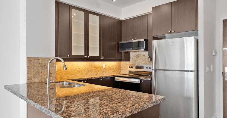 408-39 Upper Duke Crescent, Markham, ON, L6G 0B8 - 10
