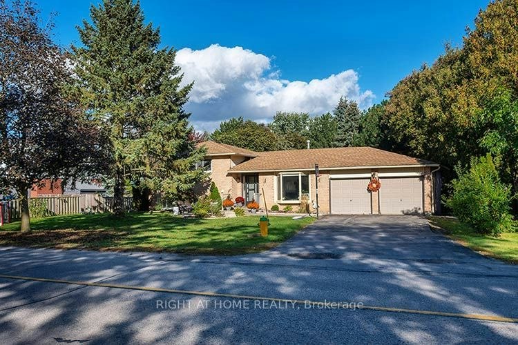 45 Centennial Avenue, East Gwillimbury, ON, L9N 1H1