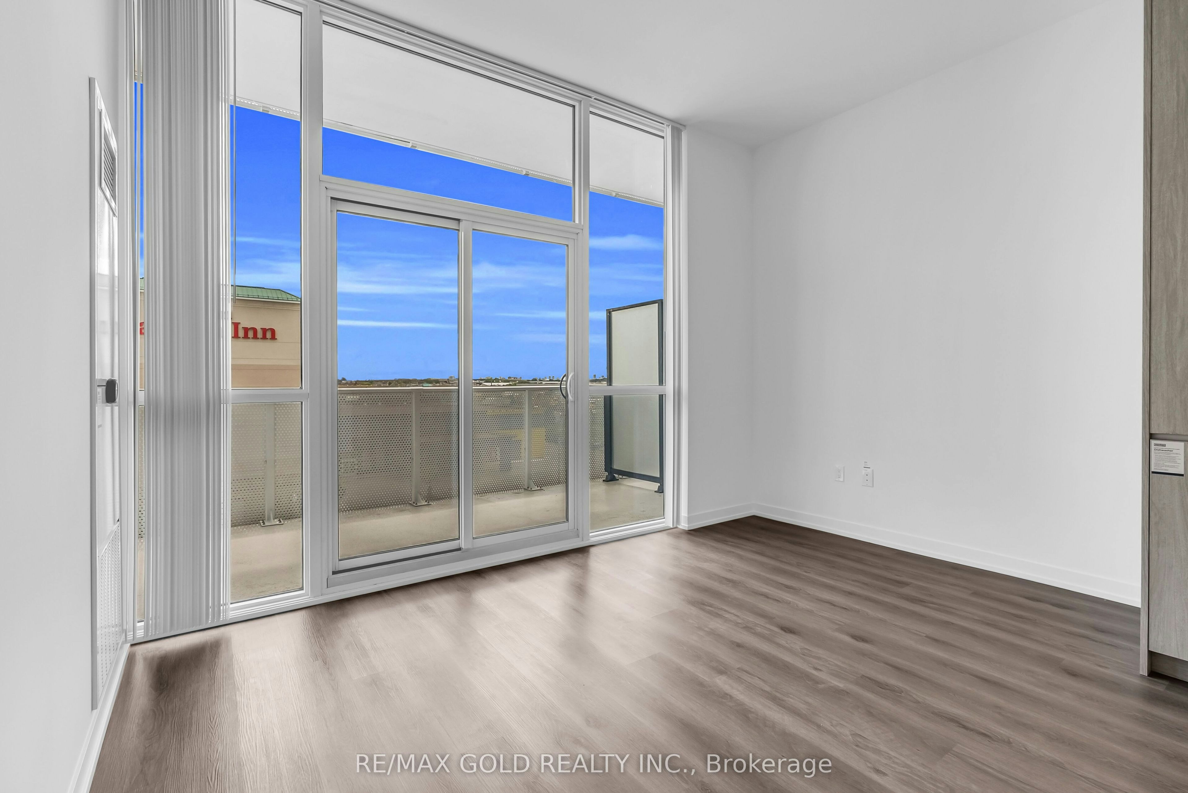 608-28 Interchange Way, Vaughan, ON, L4K 0P8 - 28