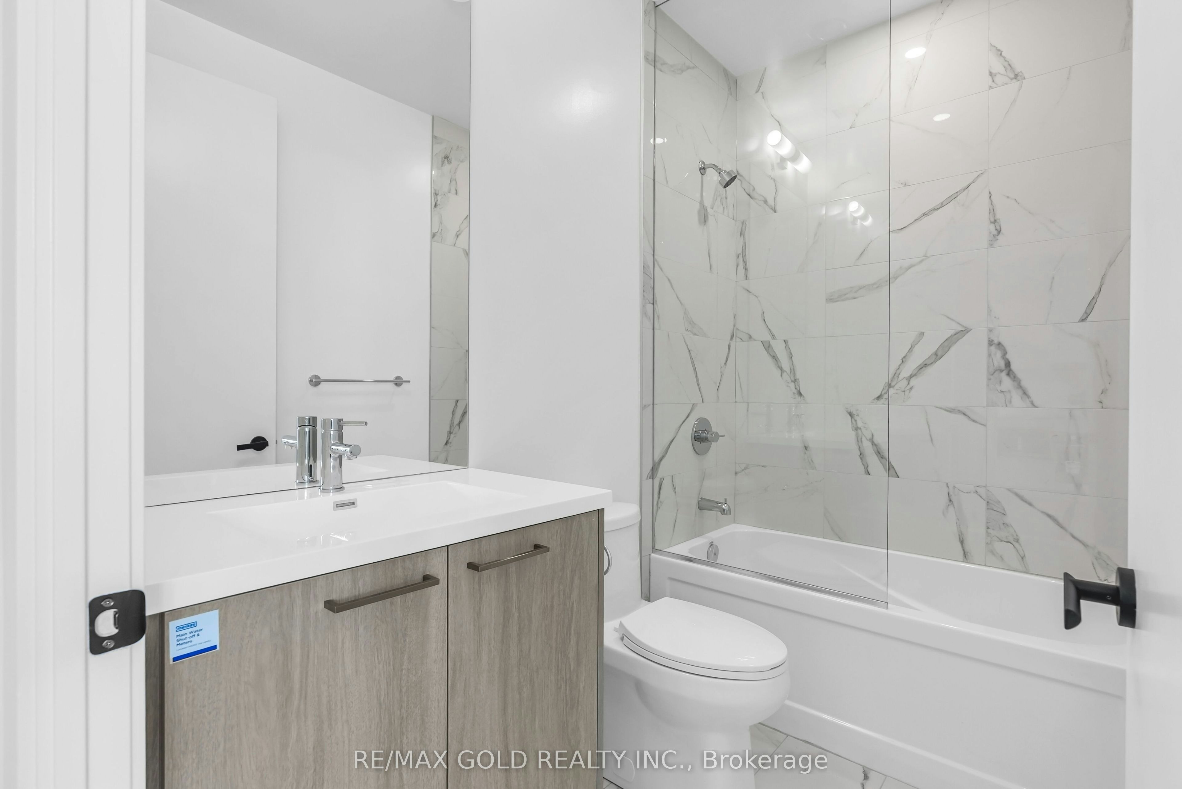 608-28 Interchange Way, Vaughan, ON, L4K 0P8 - 33