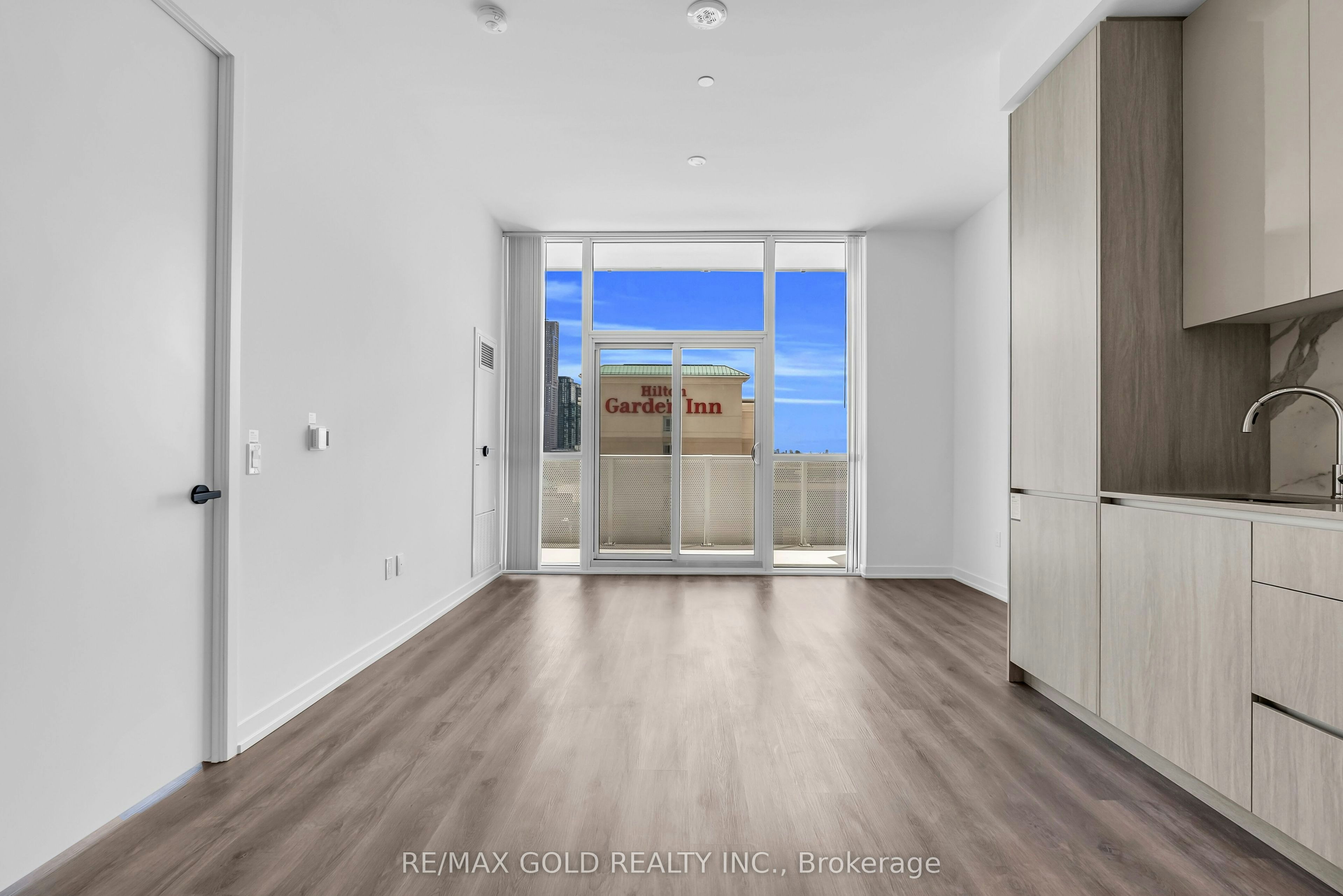 608-28 Interchange Way, Vaughan, ON, L4K 0P8 - 18