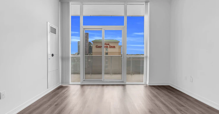 608-28 Interchange Way, Vaughan, ON, L4K 0P8 - 27