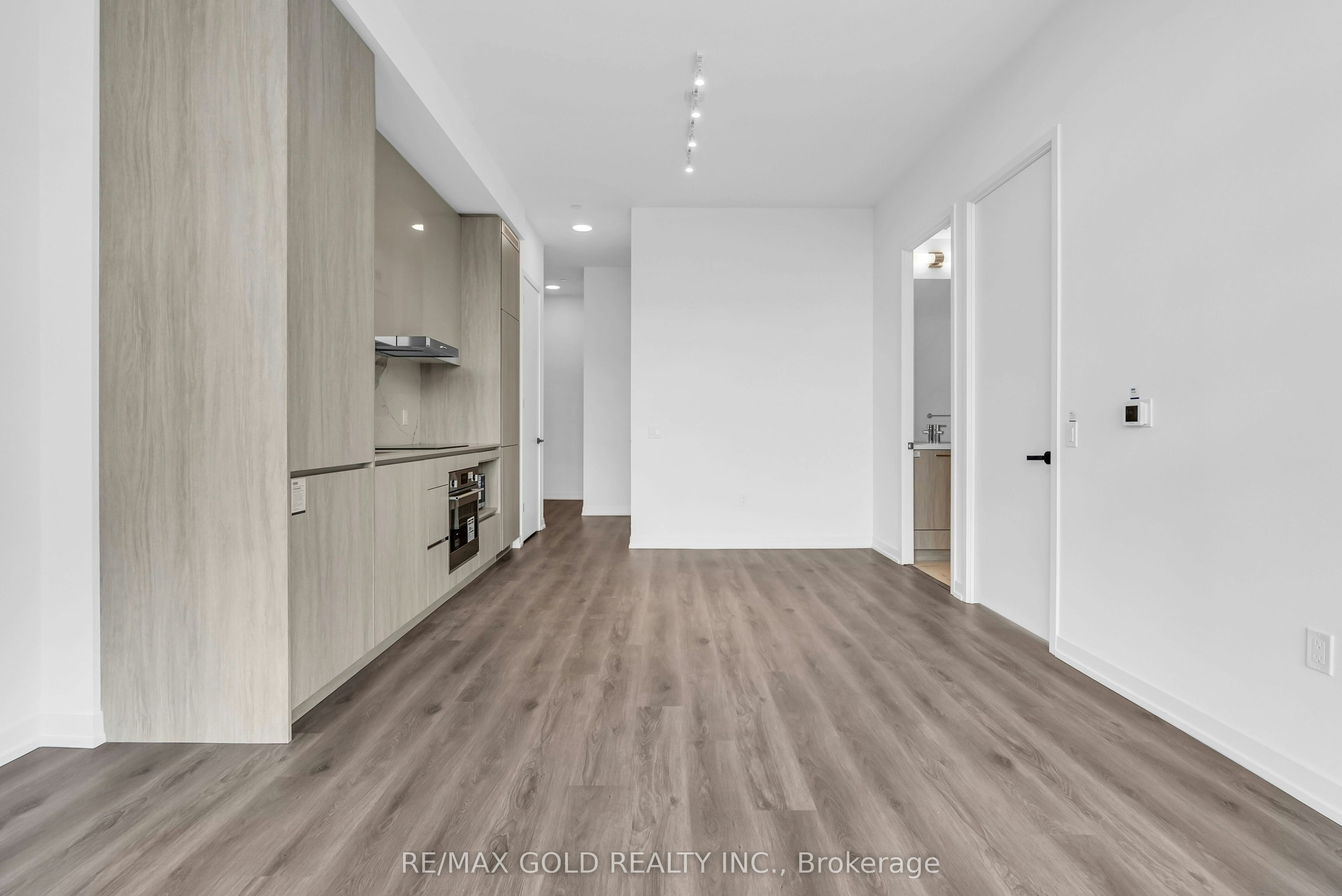 608-28 Interchange Way, Vaughan, ON, L4K 0P8 - 20