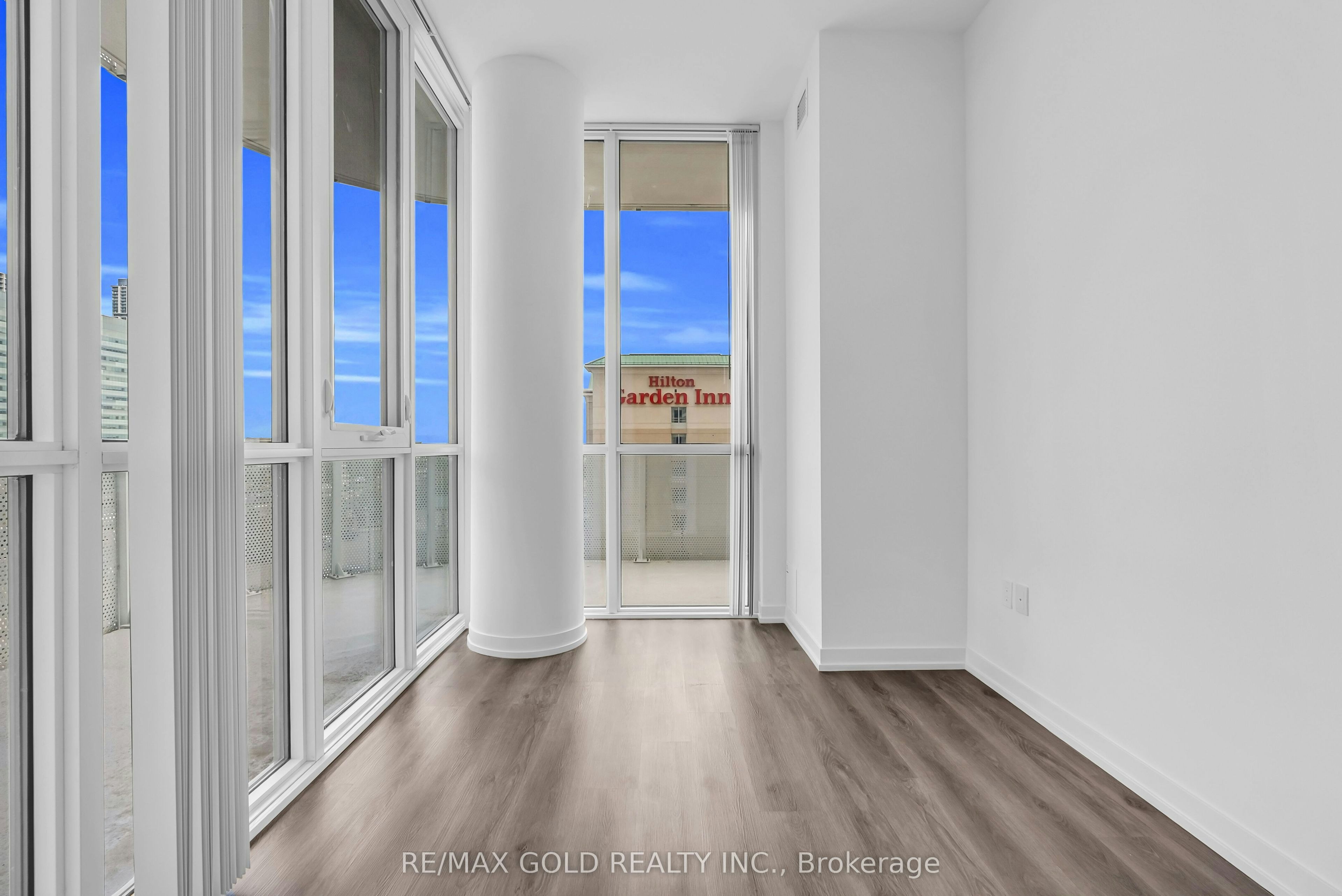 608-28 Interchange Way, Vaughan, ON, L4K 0P8 - 31