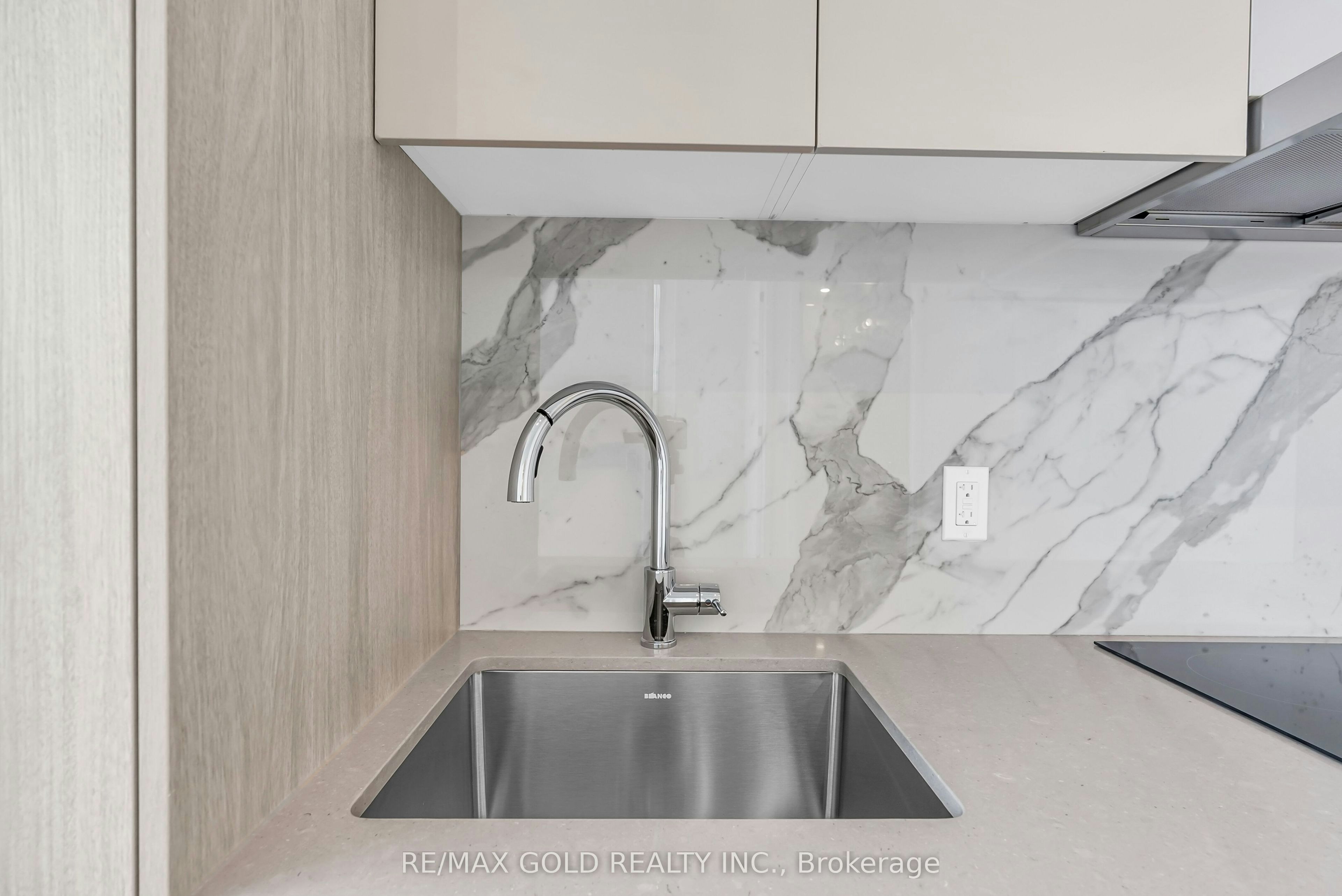 608-28 Interchange Way, Vaughan, ON, L4K 0P8 - 24