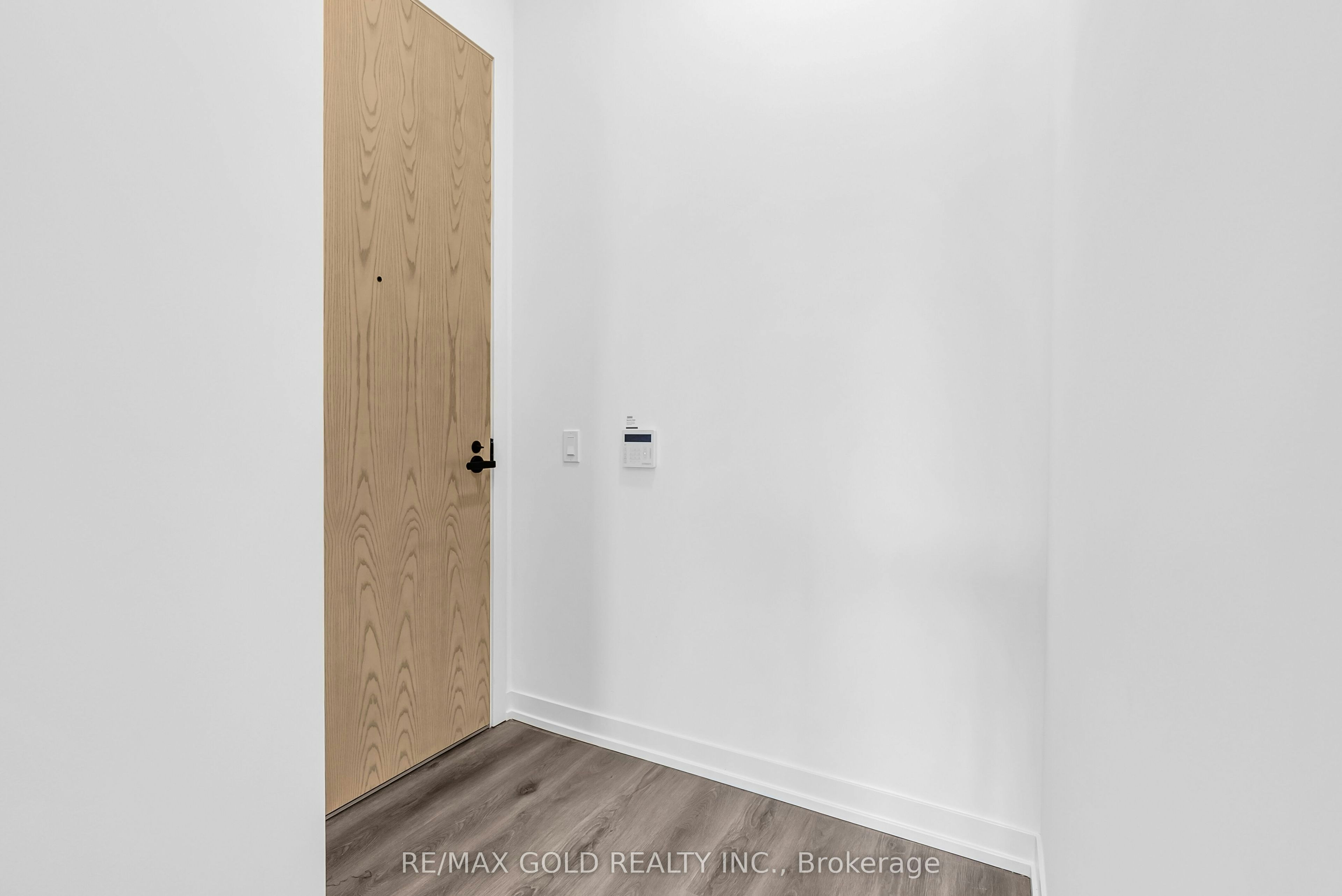 608-28 Interchange Way, Vaughan, ON, L4K 0P8 - 16