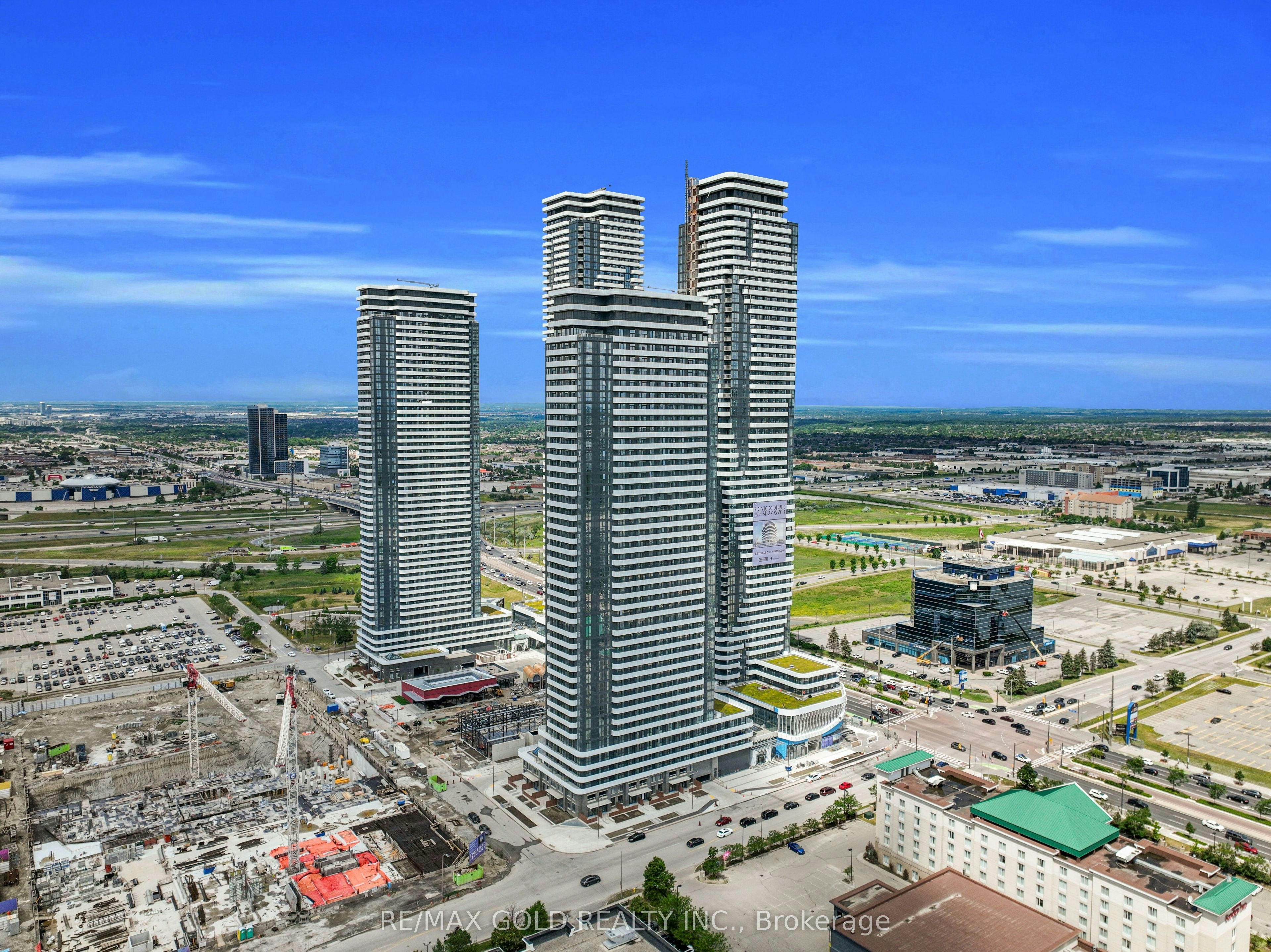 608-28 Interchange Way, Vaughan, ON, L4K 0P8 - 3