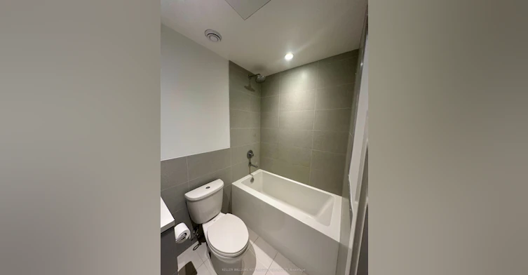 1215-1 Grandview Avenue, Markham, ON, L3T 0G7 - 11