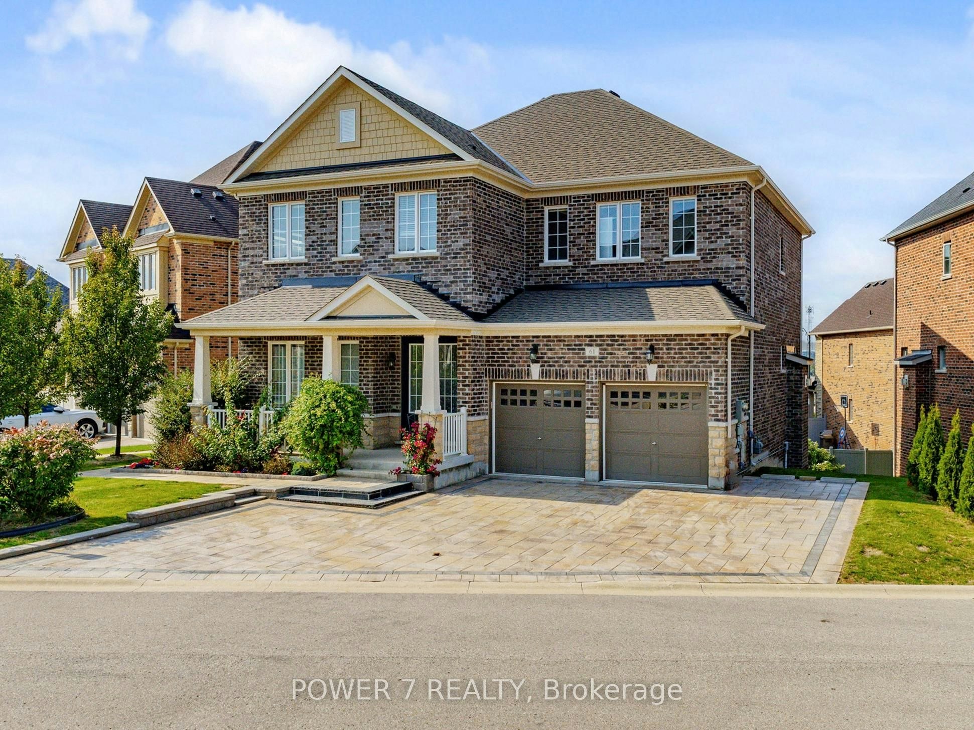 61 Match Point Court, Aurora, ON, L4G 3J1 - 3