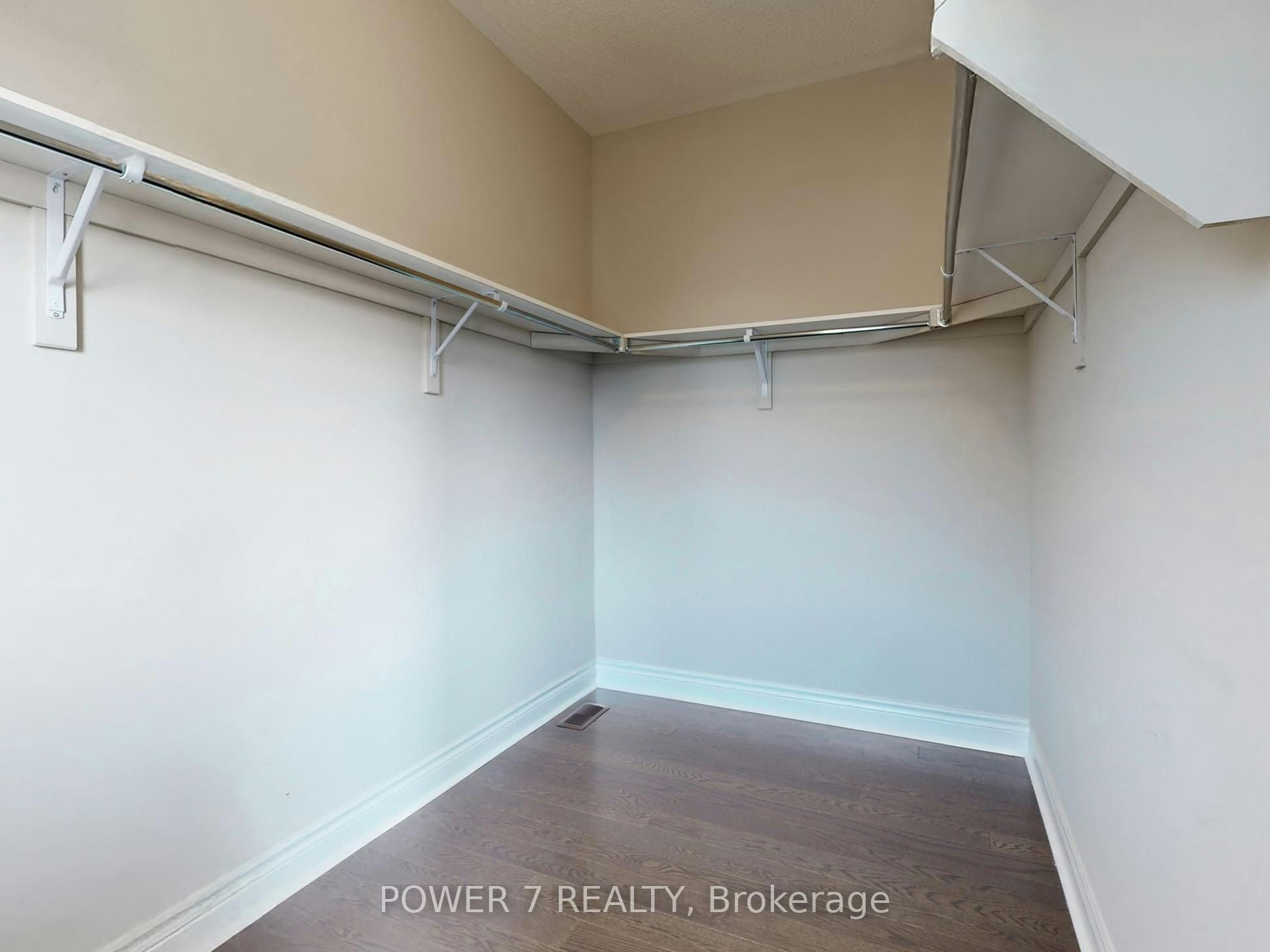 61 Match Point Court, Aurora, ON, L4G 3J1 - 29