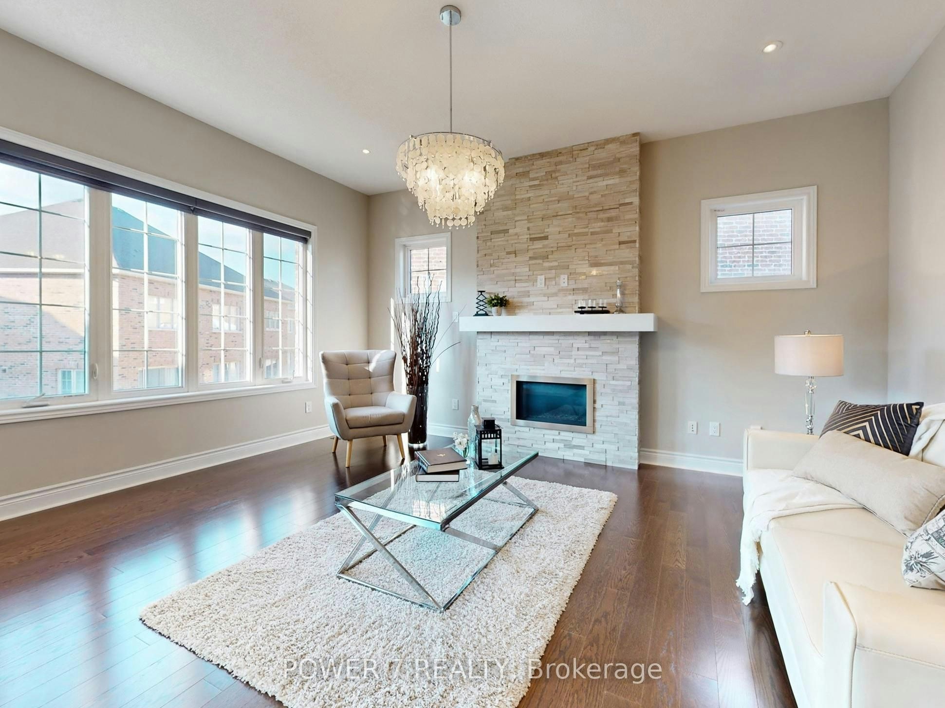 61 Match Point Court, Aurora, ON, L4G 3J1 - 7