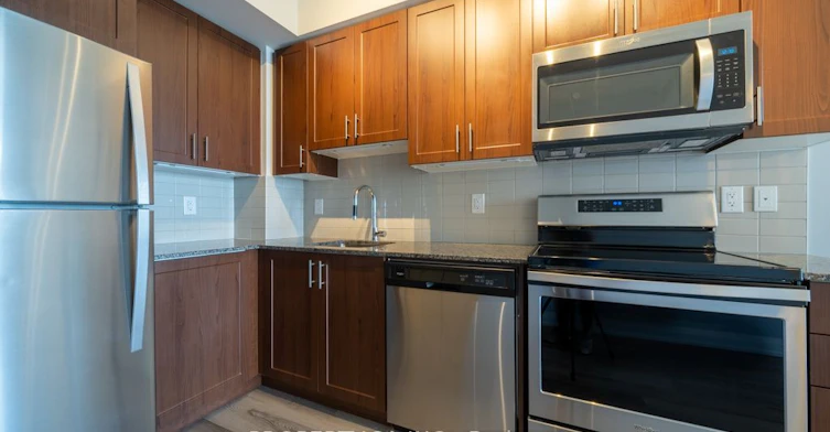 2201-3700 Highway 7 N/A, Vaughan, ON, L4L 0G8 - 5