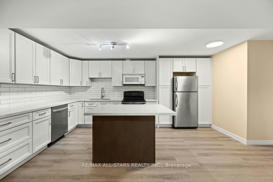 Basement-4 Smith Street, Bradford West Gwillimbury, ON, L3Z 3C9