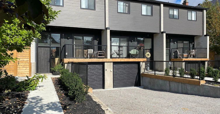6032 Main Street, Whitchurch-Stouffville, ON, L4A 1B8