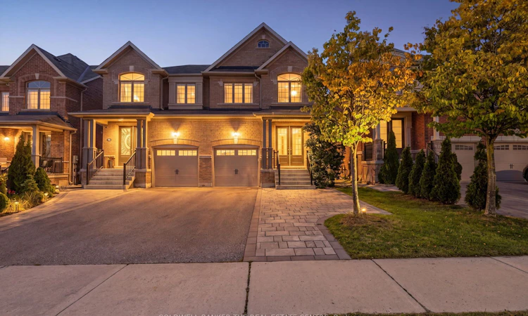 705 Yarfield Crescent
