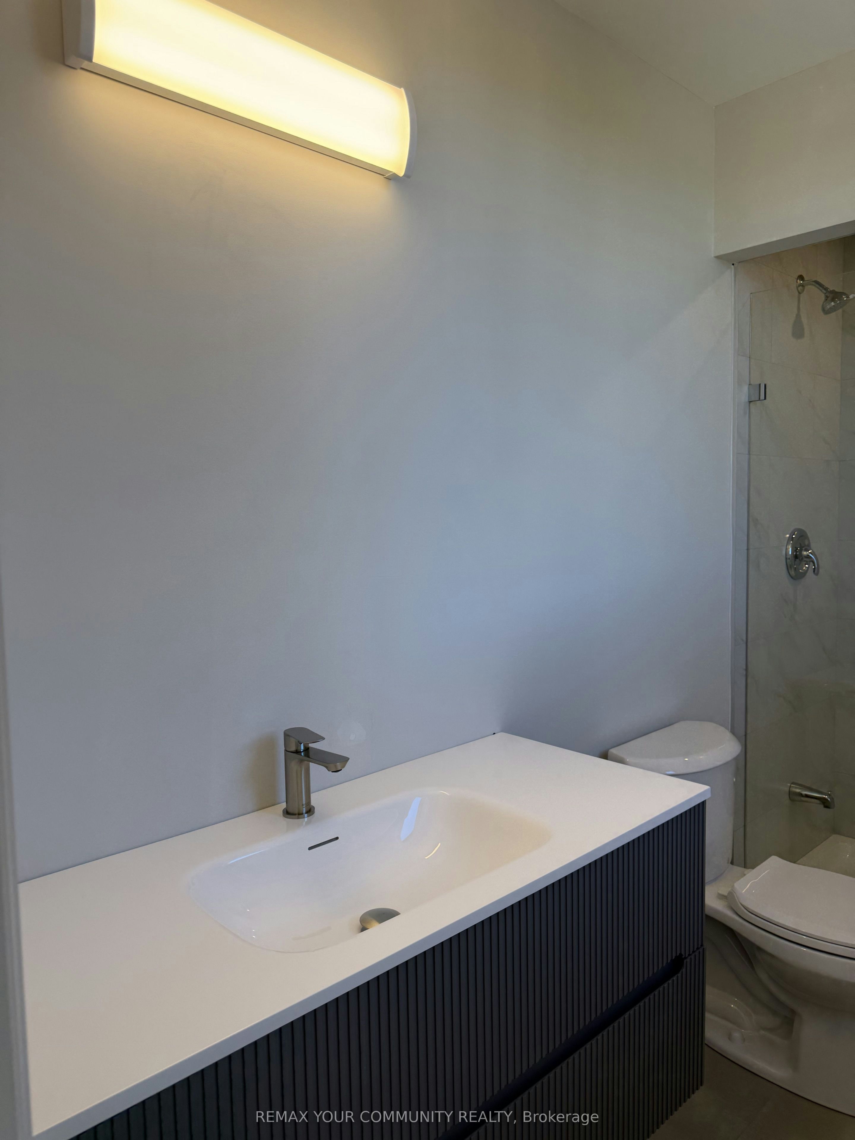 2-25 Oxford Street, Richmond Hill, ON, L4C 4L6 - 25