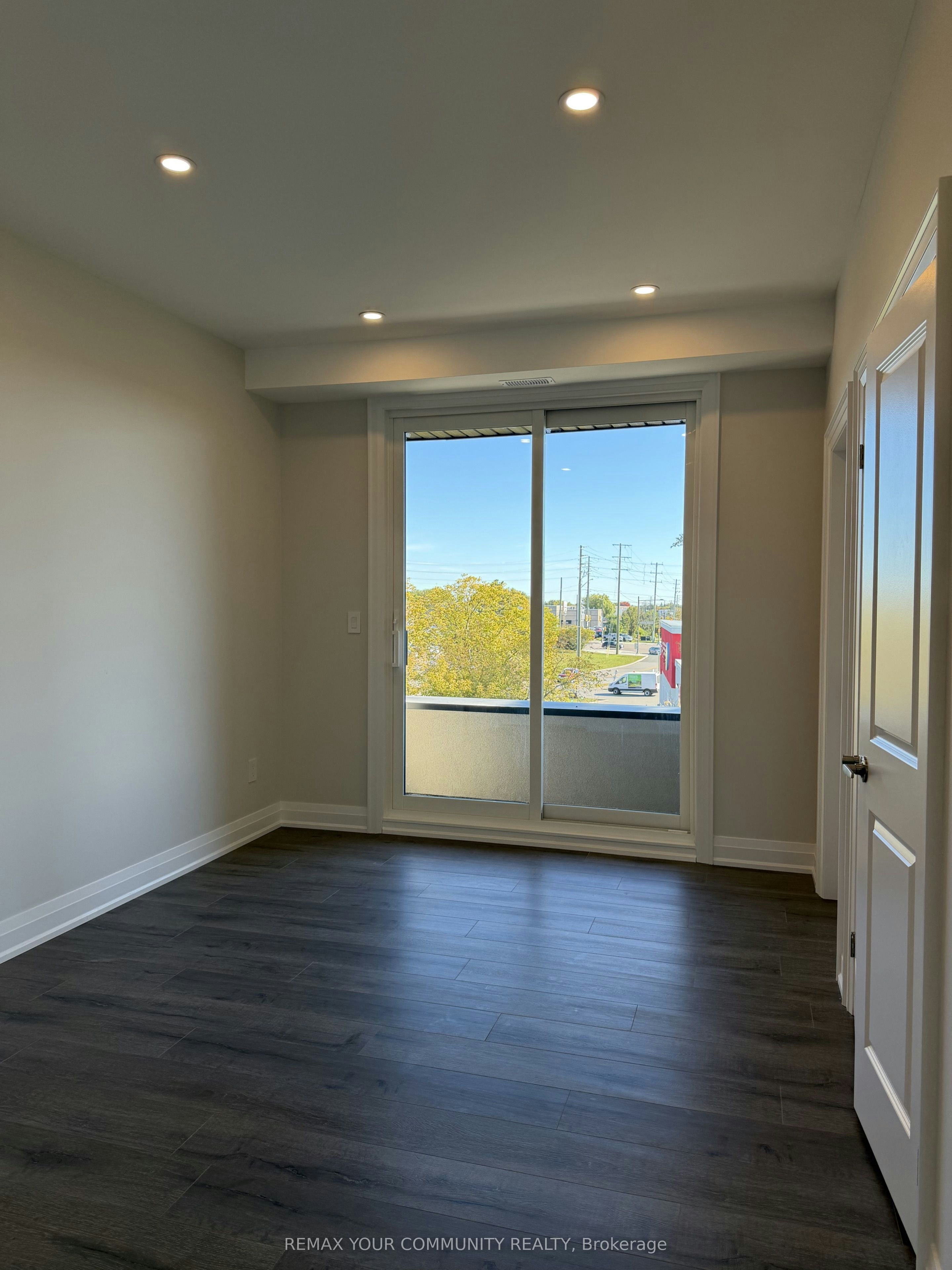 2-25 Oxford Street, Richmond Hill, ON, L4C 4L6 - 7