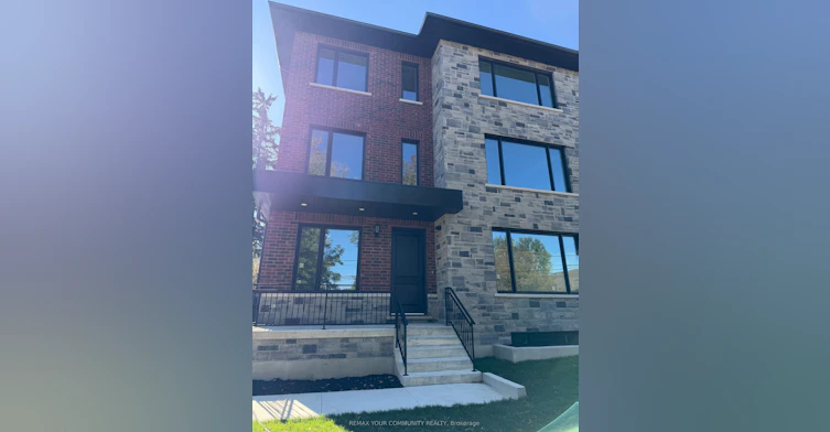 2-25 Oxford Street, Richmond Hill, ON, L4C 4L6