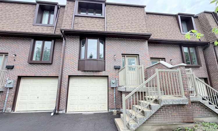 Unit 5-11 Plaisance Road