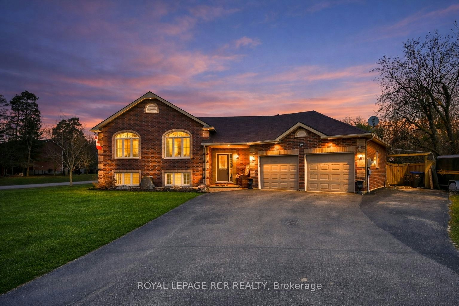 10 Fisher Drive, Adjala-Tosorontio, ON, L0M 1J0