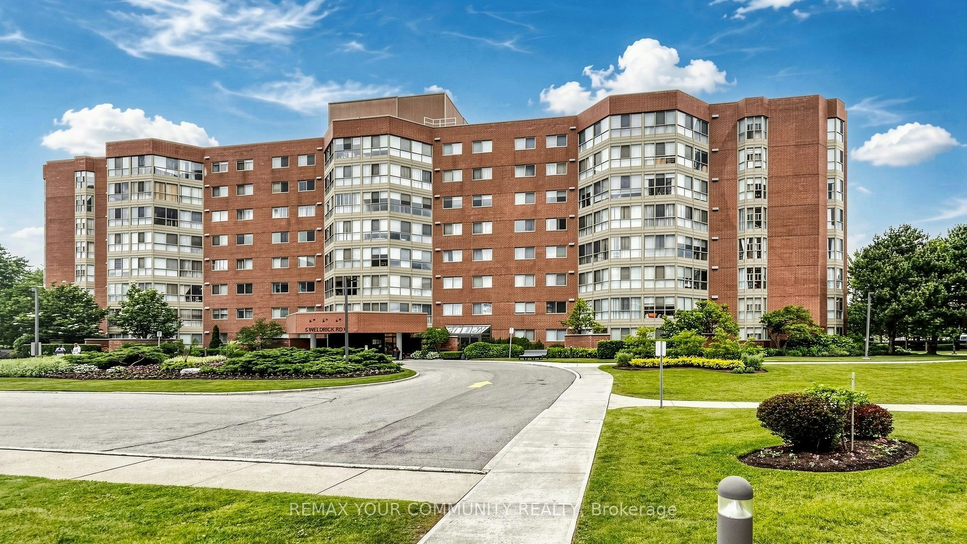 413-5 Weldrick Road W, Richmond Hill, ON, L4C 8S9