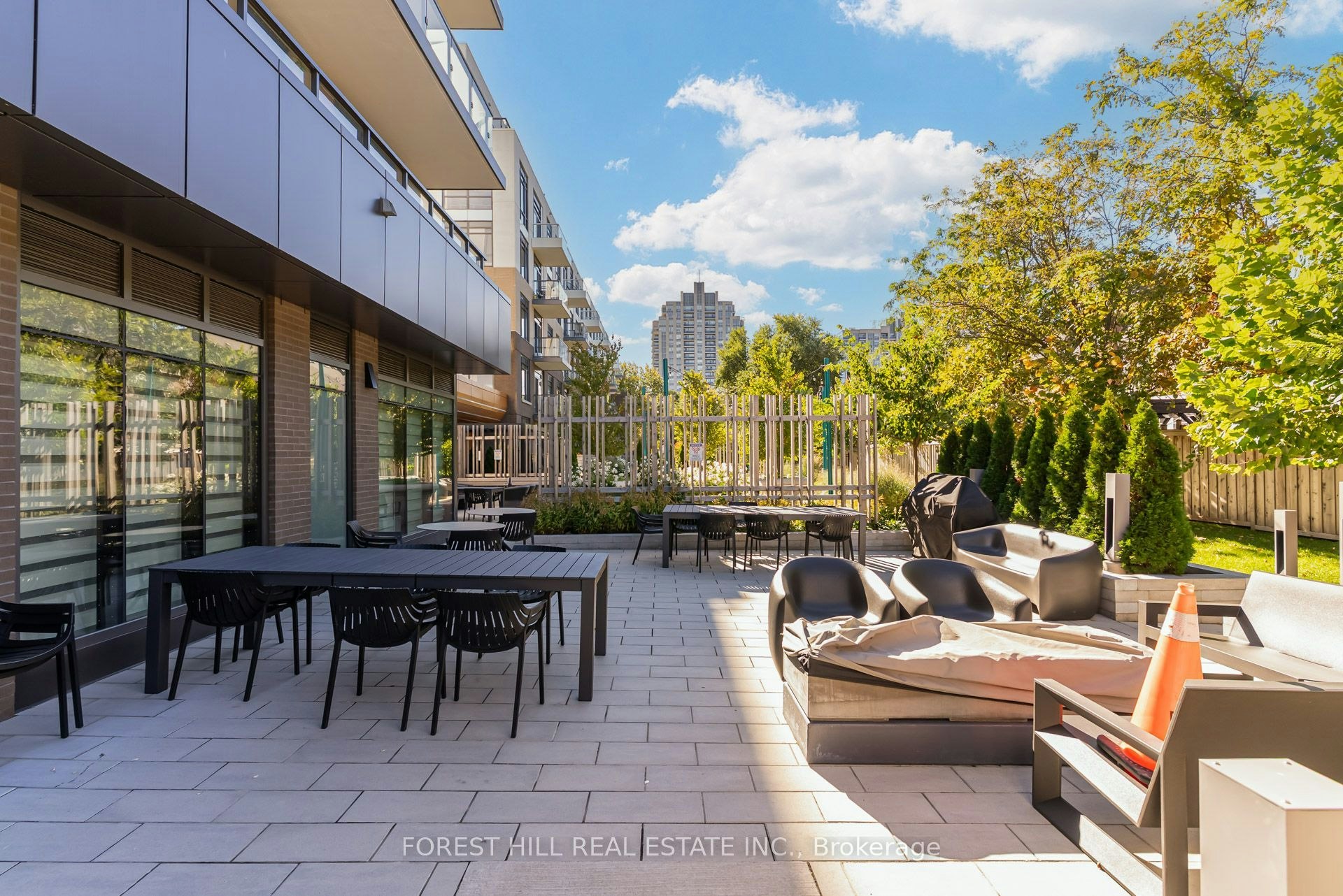217-8 Beverley Glen Boulevard, Vaughan, ON, L4J 0L5 - 37