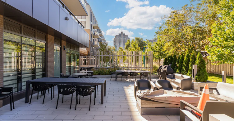 217-8 Beverley Glen Boulevard, Vaughan, ON, L4J 0L5 - 37