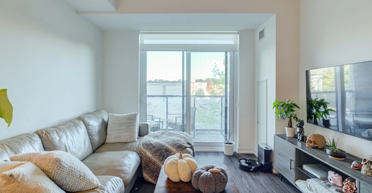 217-8 Beverley Glen Boulevard, Vaughan, ON, L4J 0L5 - 14