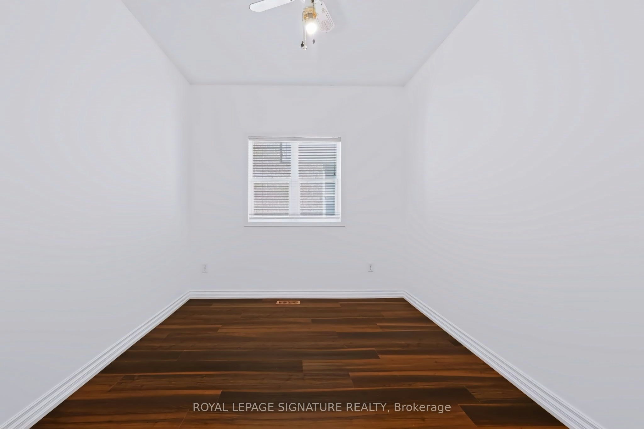 63 Woodroof Crescent, Aurora, ON, L4G 7H4 - 9