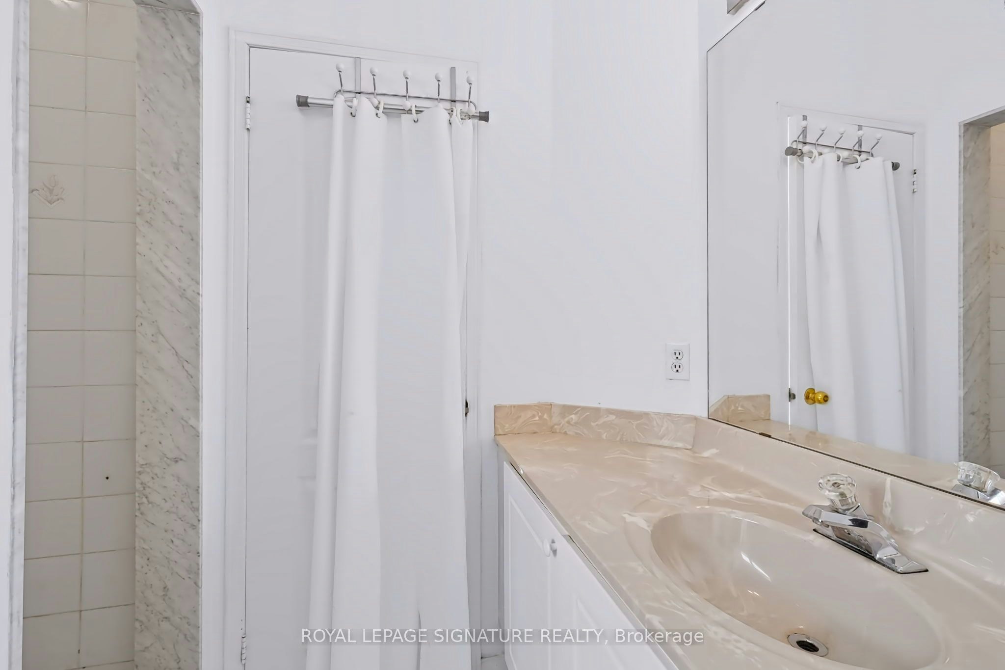 63 Woodroof Crescent, Aurora, ON, L4G 7H4 - 29