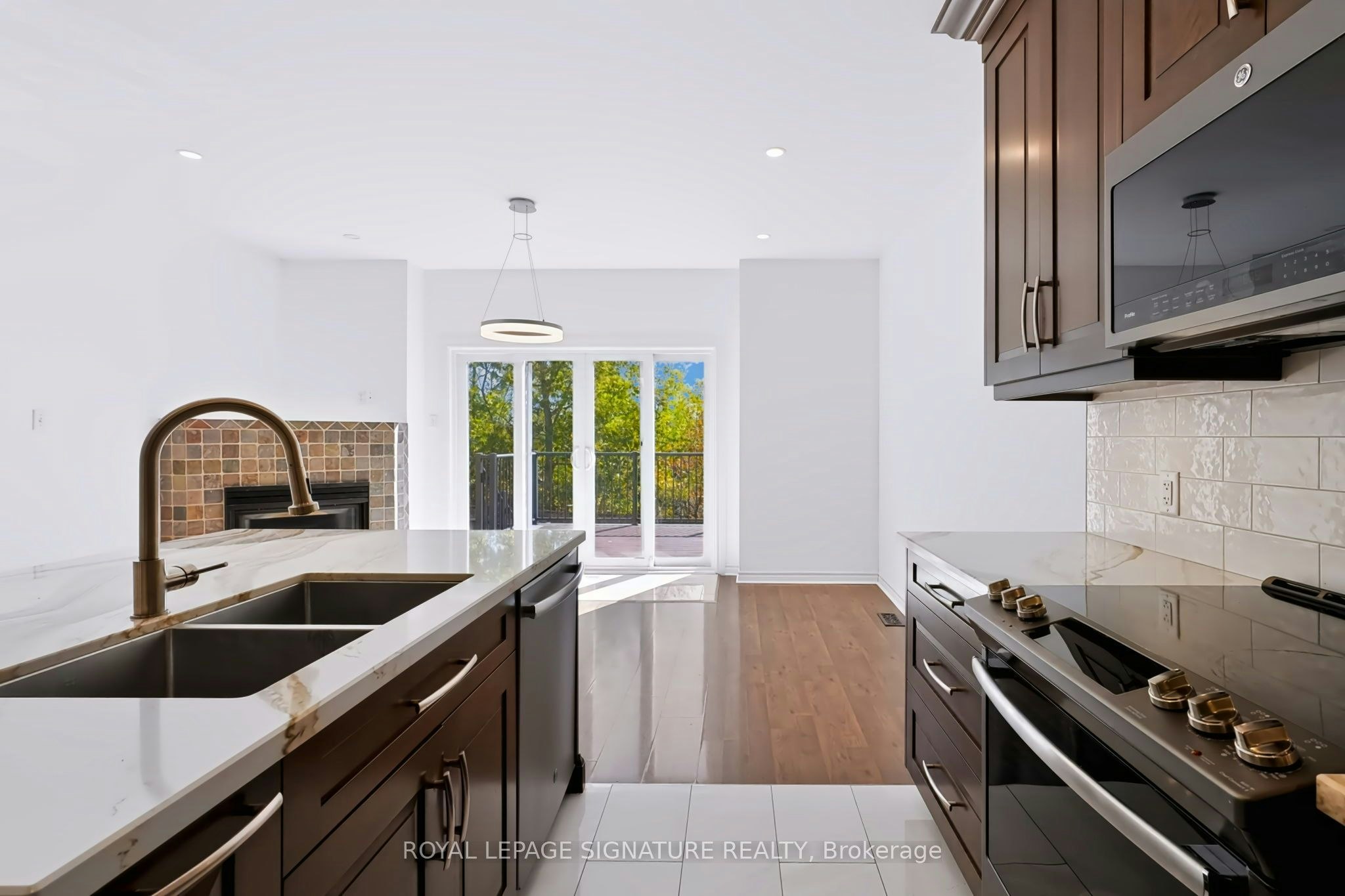 63 Woodroof Crescent, Aurora, ON, L4G 7H4 - 18