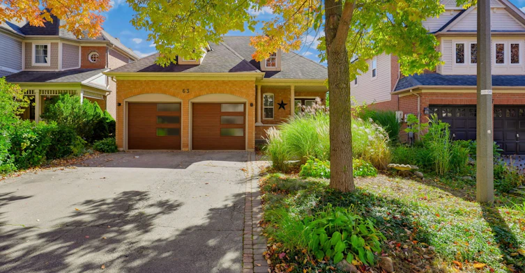63 Woodroof Crescent, Aurora, ON, L4G 7H4 - 4