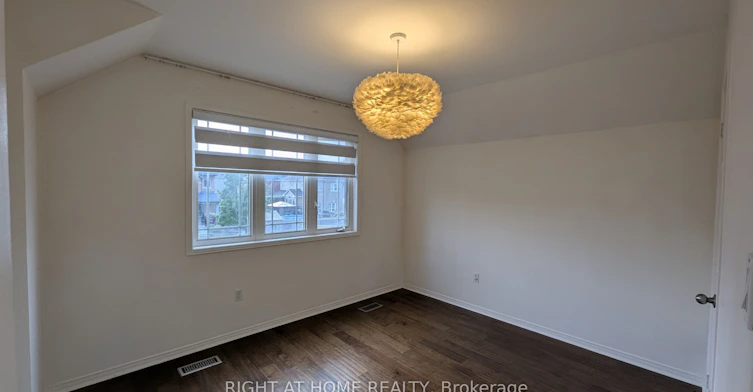 MAIN & UPPER-5 Faris Street, Bradford West Gwillimbury, ON, L3Z 0C6 - 30