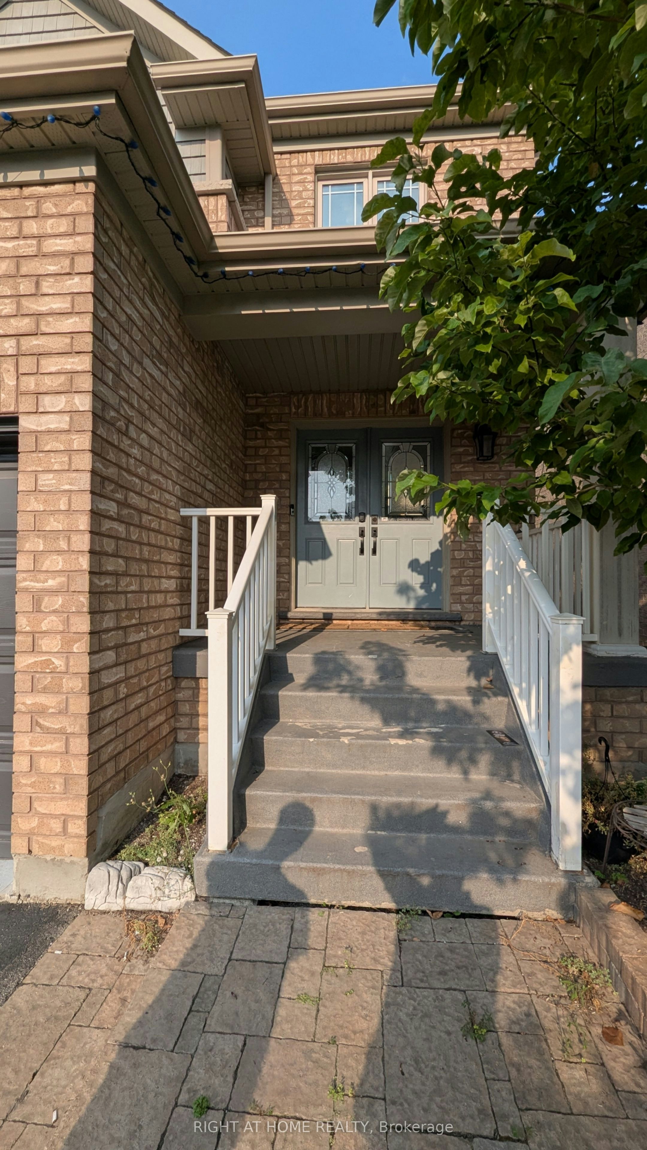 MAIN & UPPER-5 Faris Street, Bradford West Gwillimbury, ON, L3Z 0C6 - 3