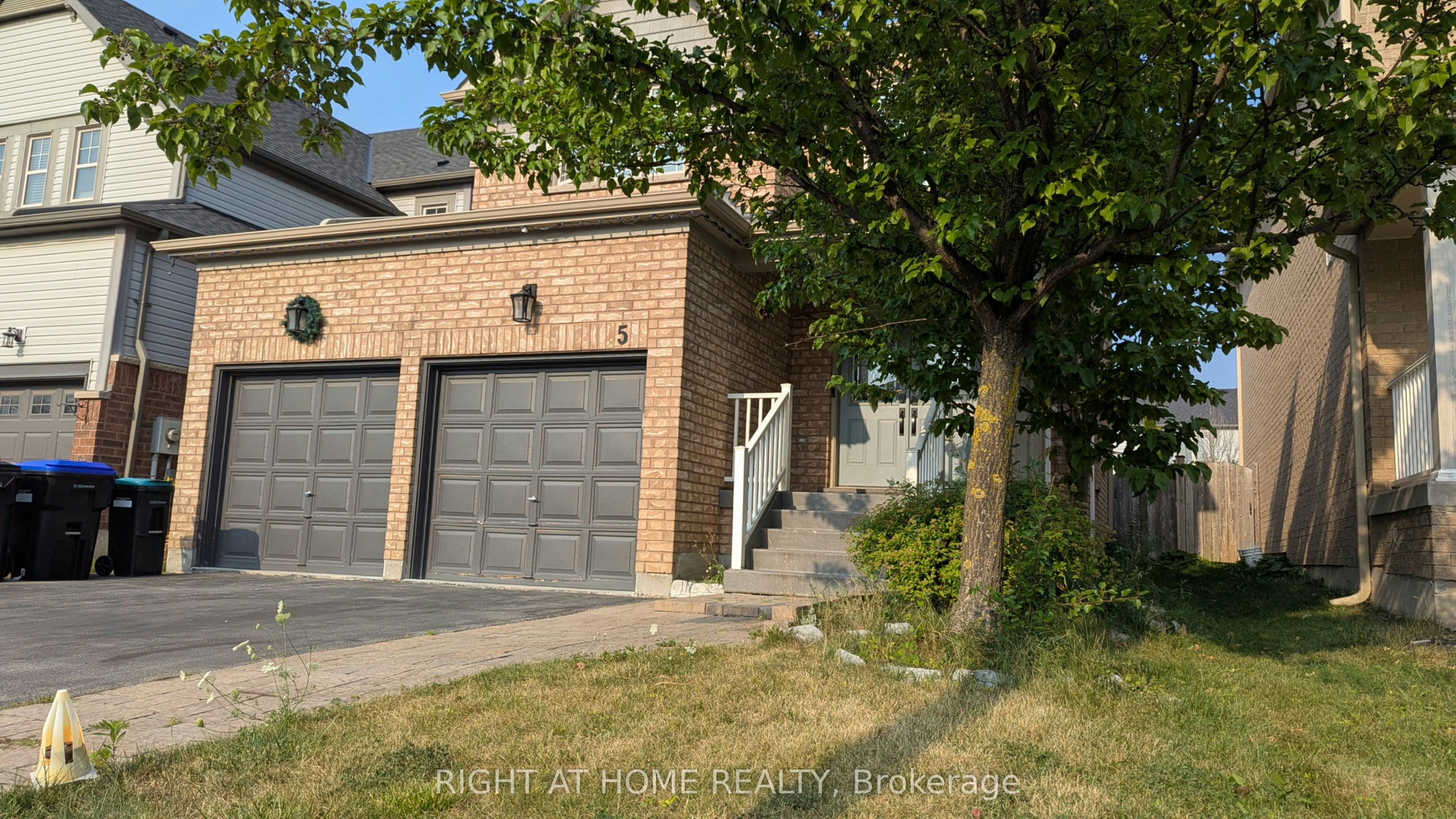 MAIN & UPPER-5 Faris Street, Bradford West Gwillimbury, ON, L3Z 0C6 - 2
