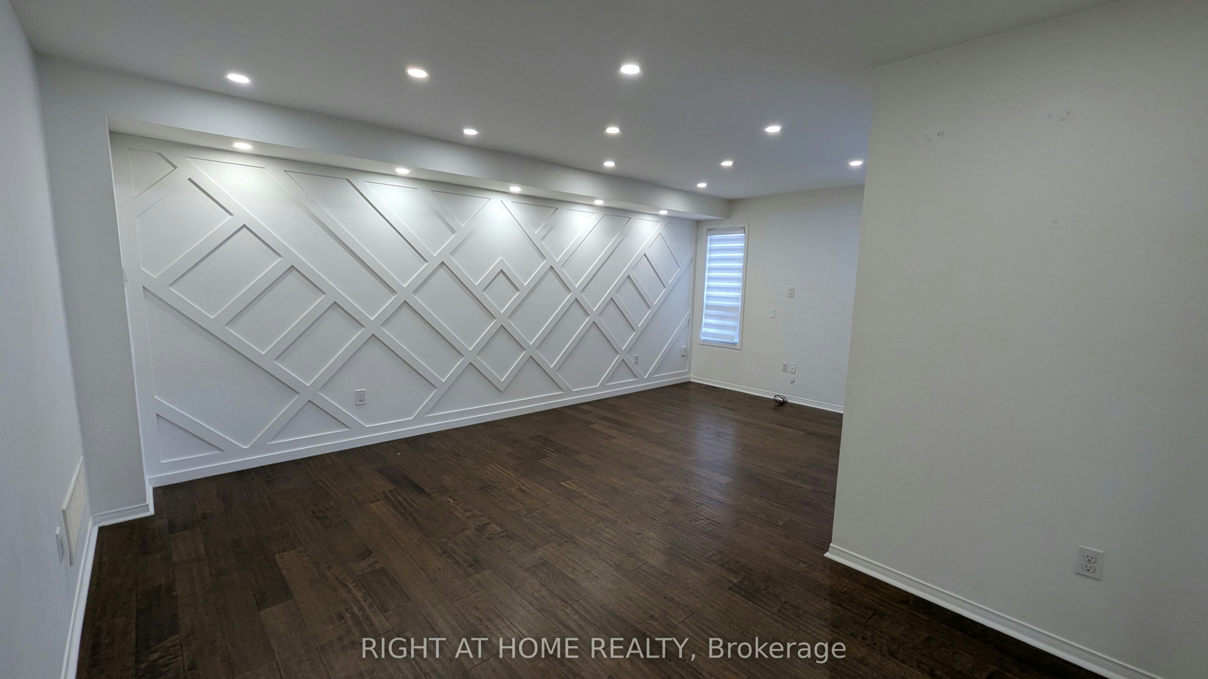 MAIN & UPPER-5 Faris Street, Bradford West Gwillimbury, ON, L3Z 0C6 - 8
