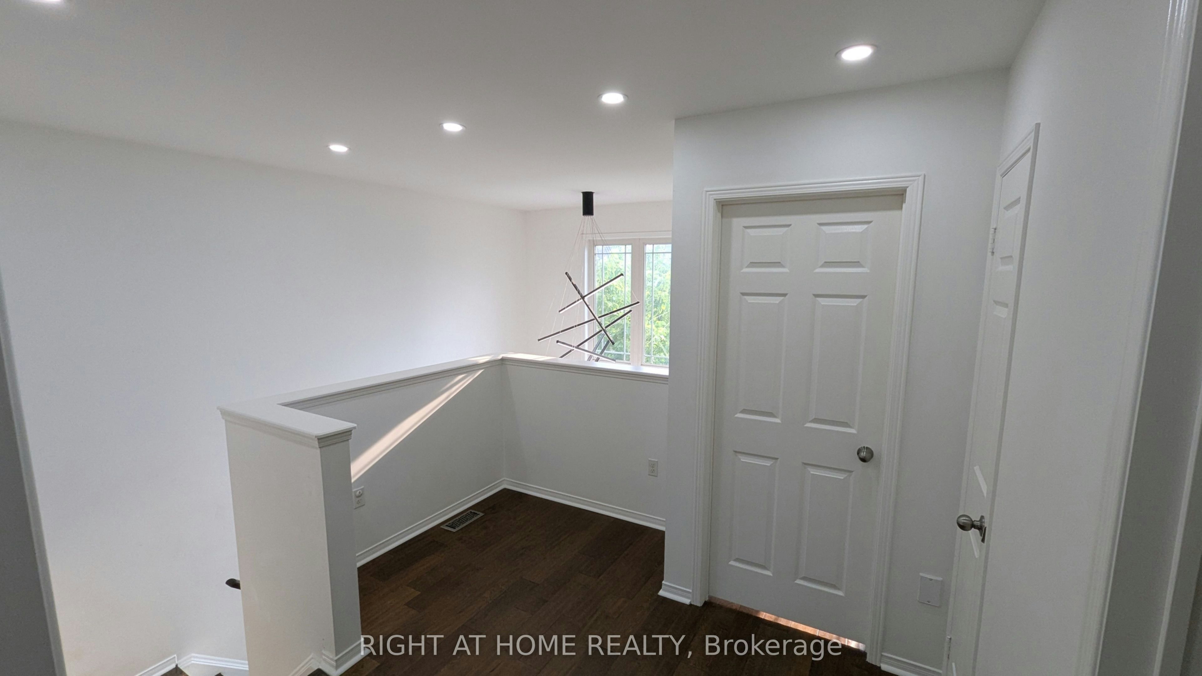 MAIN & UPPER-5 Faris Street, Bradford West Gwillimbury, ON, L3Z 0C6 - 17