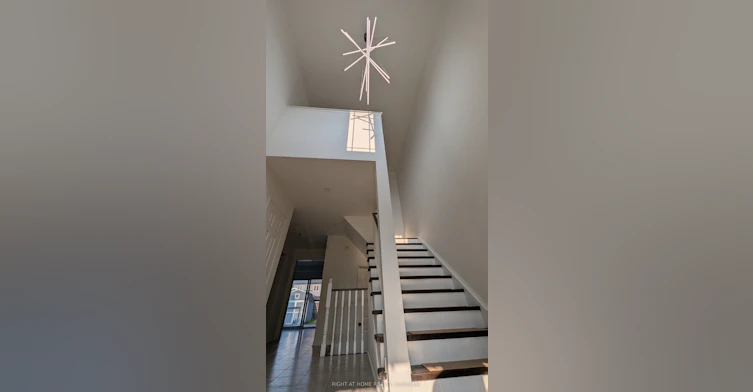 MAIN & UPPER-5 Faris Street, Bradford West Gwillimbury, ON, L3Z 0C6 - 4