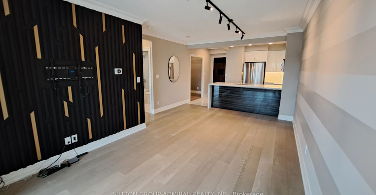 #704-88 Promenade Circle, Vaughan, ON, L4J 9A4 - 5