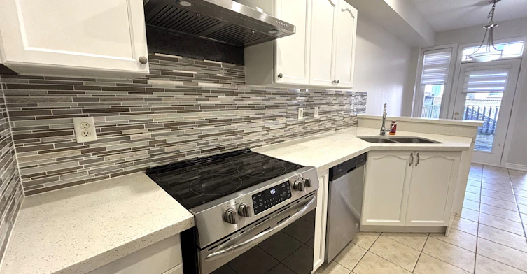 30 Venture Avenue, Richmond Hill, ON, L4S 2P2 - 15