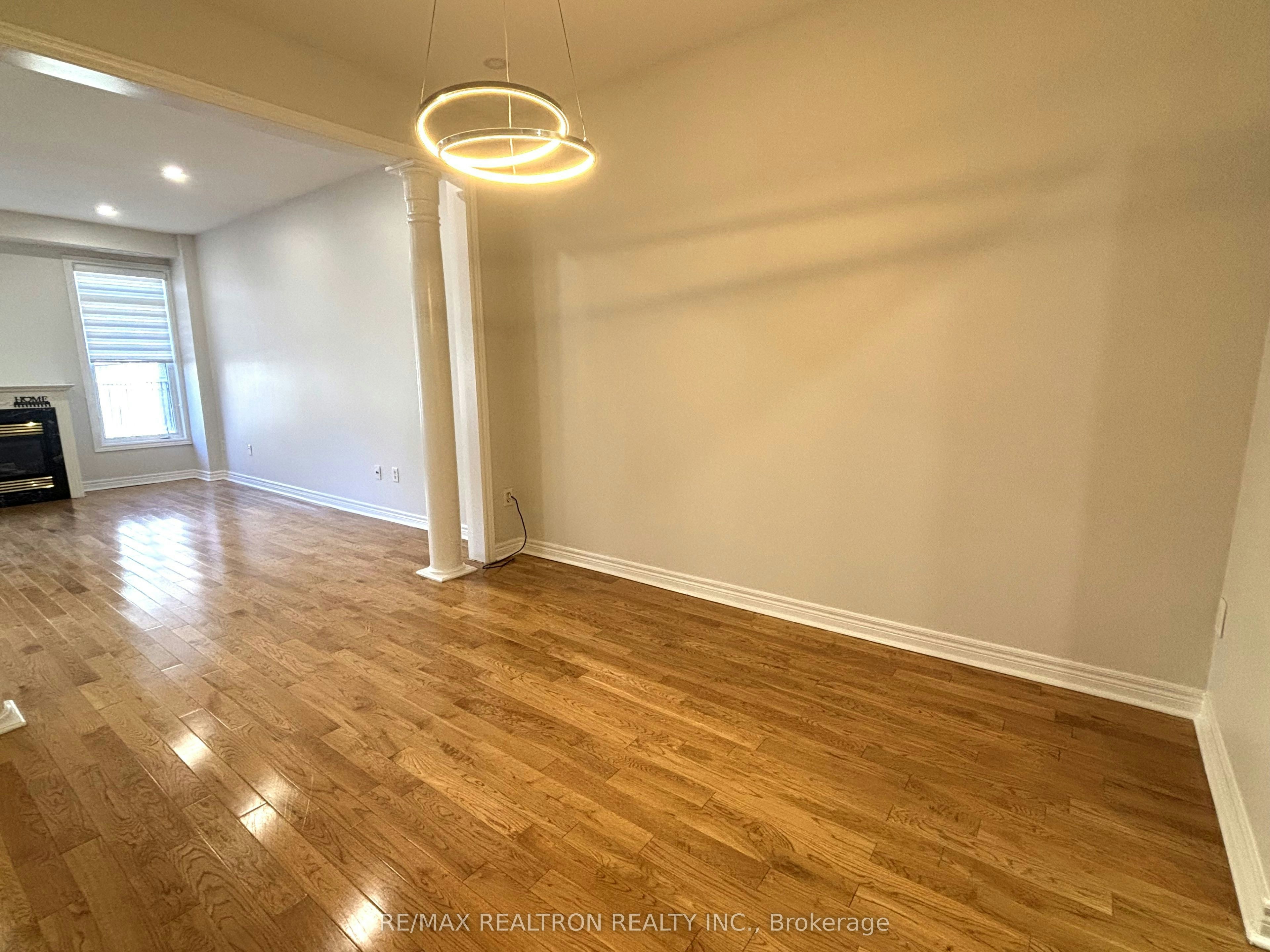 30 Venture Avenue, Richmond Hill, ON, L4S 2P2 - 8