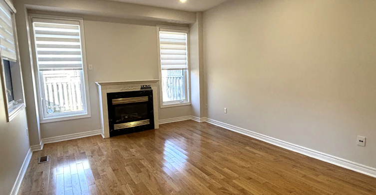 30 Venture Avenue, Richmond Hill, ON, L4S 2P2 - 11