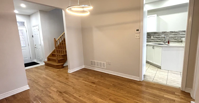 30 Venture Avenue, Richmond Hill, ON, L4S 2P2 - 9