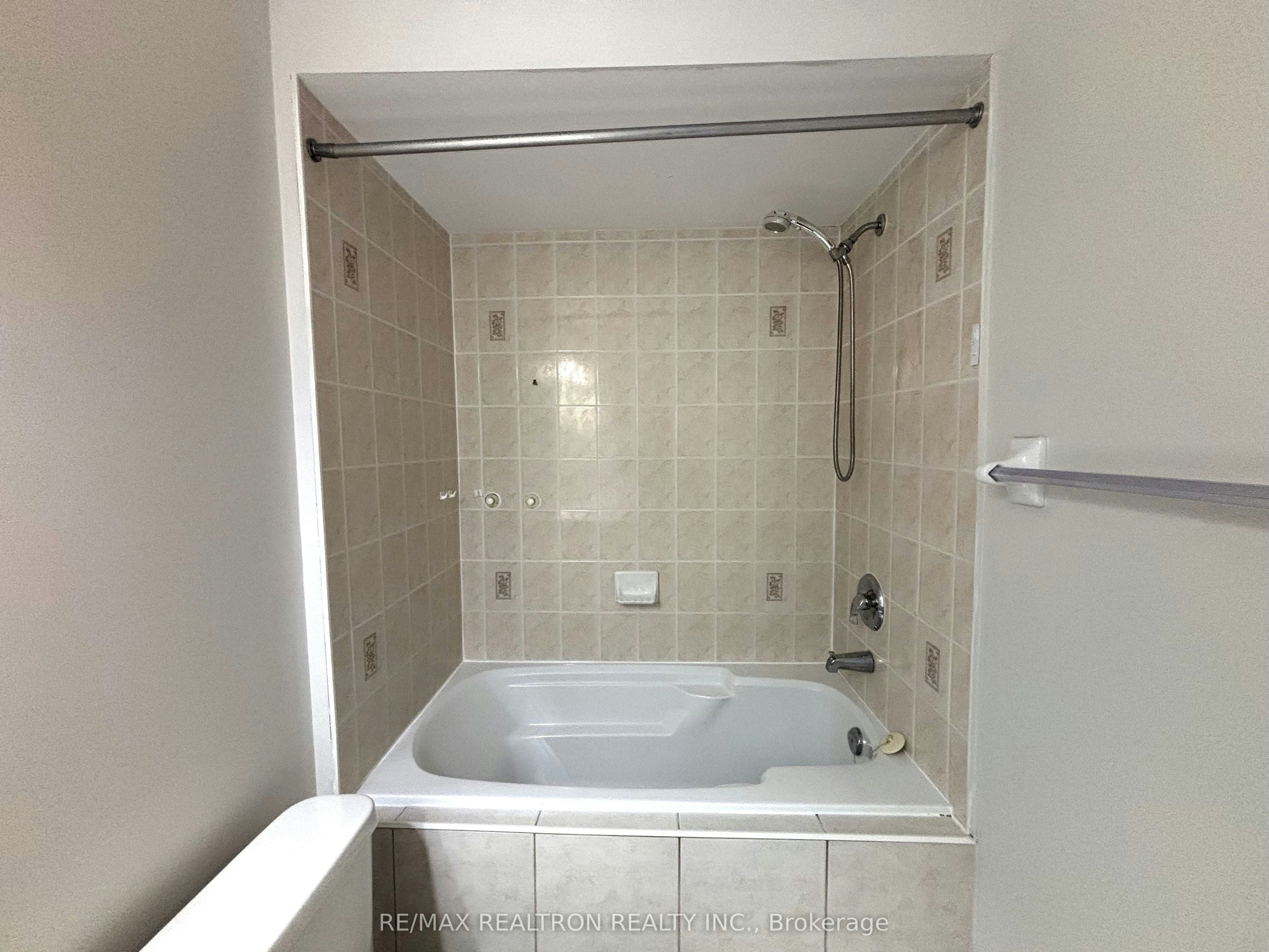 30 Venture Avenue, Richmond Hill, ON, L4S 2P2 - 27